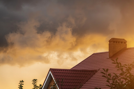 5 Signs You Should Call Bithlo Roofing Contractors After A Bad Storm